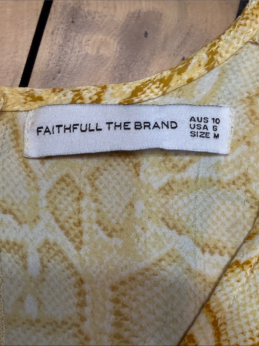Faithfull the Brand Yellow V-Neck Puff Sleeve Midi Dress - Picture 5 of 7